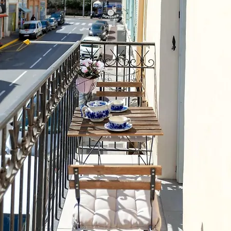 ⭐bright & Spacious 2br Scandinavian Design Flat With Balcony In Antibes⭐ * Antibes