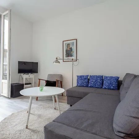 Appartement ⭐bright & Spacious 2br Scandinavian Design Flat With Balcony In Antibes⭐ *